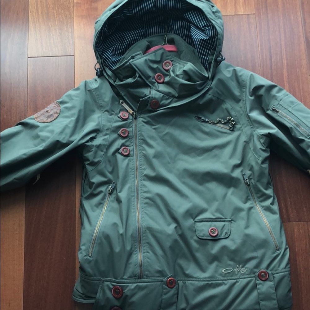 Cute Oackley Jacket - image 3